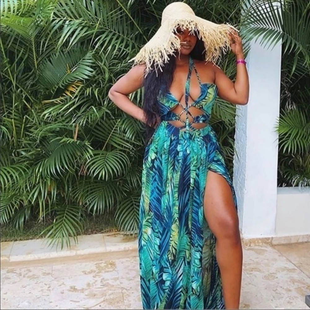 Green Tropical Palm Leaf Cutout Maxi Dress Halter Resort Style